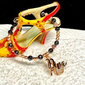 👸DIVA-rose gold and black hematite bangle -made by me-STUNNING